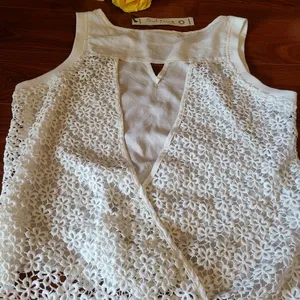 Solitaire White Lace Tank Top Medium thumbnail 8