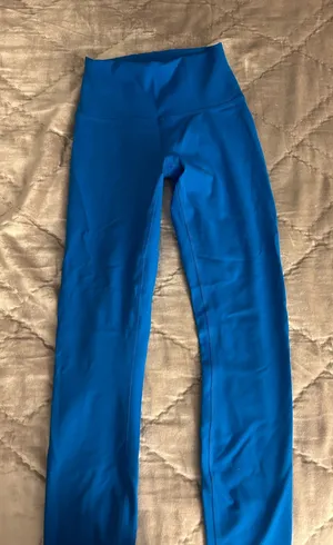 Lululemon Wunder Train Leggings 25" thumbnail 1