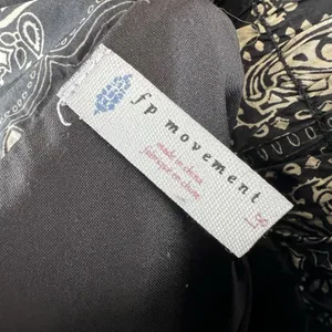 FP Movement Free People Bandana Paisley Running Athletic Shorts Black Cream L thumbnail 3