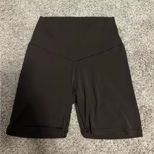 OFFLINE By Aerie Real Me XTRA 5" Bike Short size small thumbnail 1