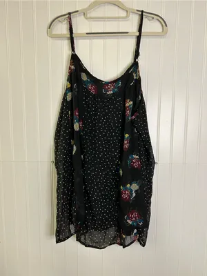 Torrid Mixed Floral & Dot Print Paneled Chiffon Cami thumbnail 3