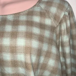 Ava & Viv woman plus size 2X long sleeve blouse top green & brown squared thumbnail 3