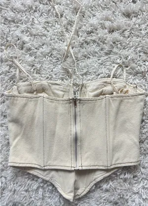 White Fox Boutique Corset Cream thumbnail 3