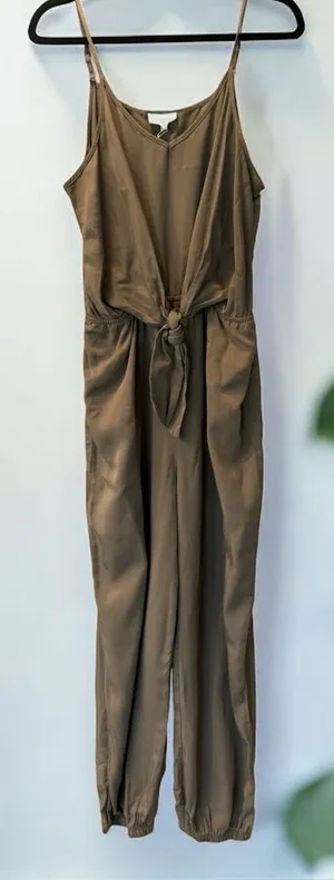 Umgee NWT Jogger Style Jumpsuit Large thumbnail 1