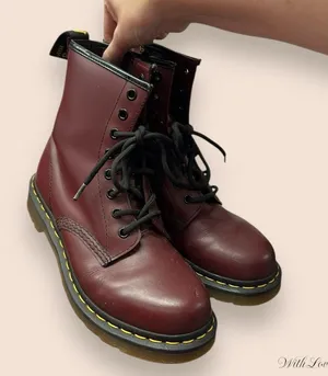 EUC Dr. Martens 1460 SMOOTH LEATHER LACE UP BOOTS - Cherry Red thumbnail 2