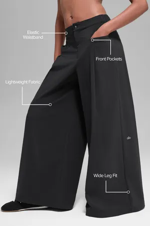 Alo yoga Main Act Wide Leg Trousers thumbnail 1