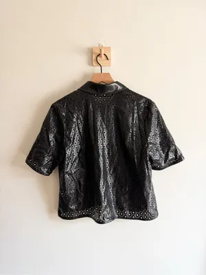 Evereve Vegan Leather Pattern Button Down Short Sleeve Size S thumbnail 3