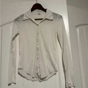 Wilfred Cream Button-Down Women's Shirt thumbnail 3