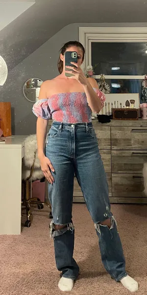 /Sanity Boutique thumbnail 1
