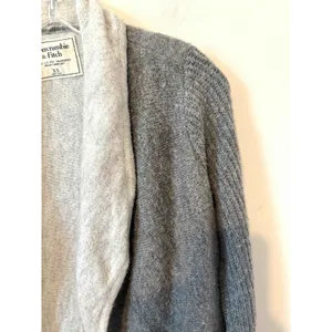 Abercrombie & Fitch Oversized Two Tone Open Front Cardigan Gray Size XS thumbnail 3