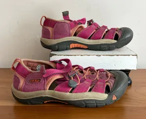 Keen Newport H2 Pink Purple Hiking Water Sandals Women 5 Big Kids 3 1014267‎ thumbnail 1
