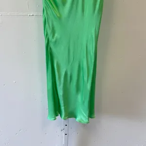 Topshop Green Satin Bias Cut Midi Skirt High Waisted Emerald US 0 thumbnail 4