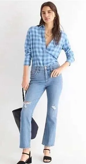J‎ Crew Jeans Women 25 Blue Medium Wash Distressed Denim Demi Boot Crop Preppy thumbnail 1