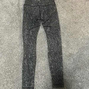 Black and Gray High-Waisted Leggings thumbnail 2