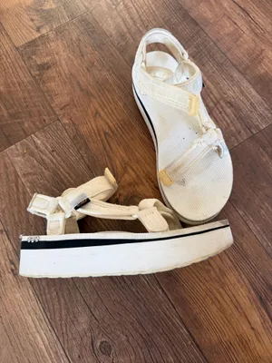 Teva Sandals 9 thumbnail 3