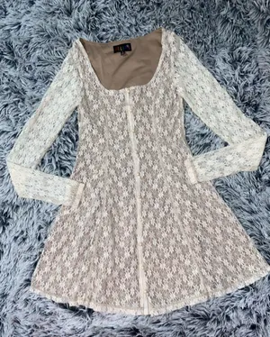 Dollskill Delia's Lace Dress thumbnail 1