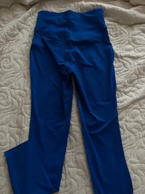 Lululemon thumbnail 1