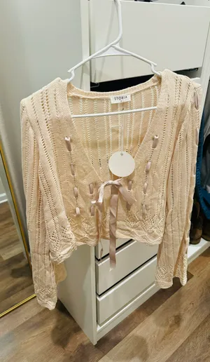 These Three Boutique Laced ribbon cropped sweater cardigan thumbnail 3