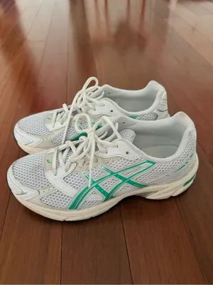 ASICS Gel 1130 Sneaker size W9/M7.5 thumbnail 3