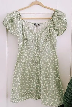 Missguided // Pistachio Green mini Floral dress thumbnail 1