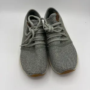 New Balance women’s fresh foam Cruz V2 Decon sneaker green/gray size 7.5 thumbnail 2