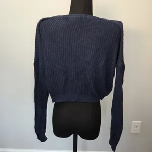 Brandy Melville Cotton Navy Blue Ribbed Cropped V Neck Pullover Sweater One Size thumbnail 3