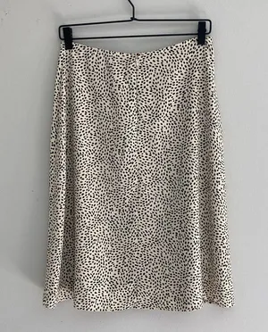 Primark Knee Length Leopard Print Skirt Women’s Size 6 Small Tan Black Office thumbnail 5