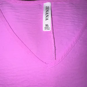 2 -Zenana Outfitters Vibrant Pink/Grey Short Sleeve Tee Women’s XL thumbnail 5