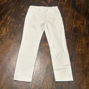 Chico’s Girlfriend perfect stretch slim leg white 0.5/6 normcore jeans thumbnail 2