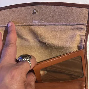 Vintage Dooney & Bourke Caramel Brown Leather Wallet thumbnail 8