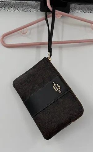Coach corner zip wristlet nwt walnut black thumbnail 1