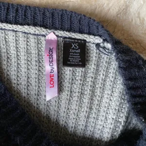 Love by Design Two-tone sweater thumbnail 4