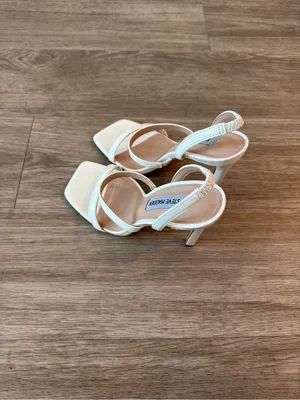 Steve Madden White Slingback High Heel Sandals in Grade White, Size 5.5 thumbnail 7