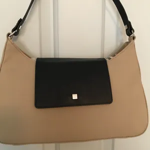Ann Taylor purse (not Loft, their cheaper line). thumbnail 3