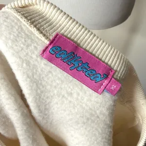 Edikted Cream Bow Brat Printed Sweatshirt NWOT XL thumbnail 4