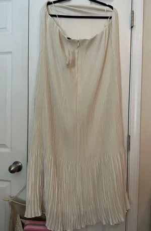 Abercrombie Pleated Midi Dress thumbnail 4