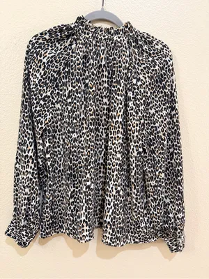 The Limited Leopard Print Tie Neck Blouse Size L Long Sleeve Animal Print thumbnail 3