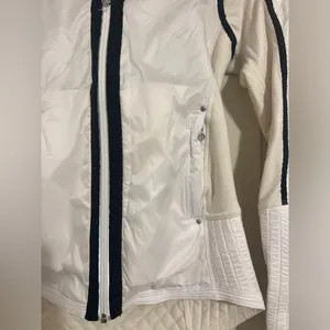Lululemon Run‎ Bundle Up Zip Jacket Cream White Black Lace Retro Luxchange Y2K thumbnail 7
