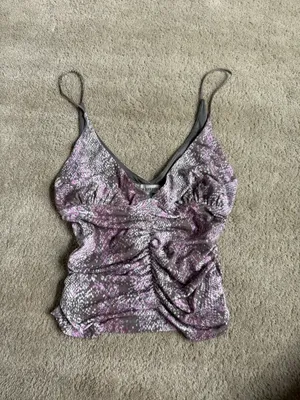 Urban Outfitters Ruched Cami Top – Size M thumbnail 2