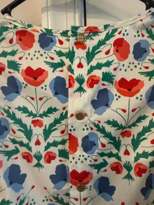 Emily McCarthy floral crop XS thumbnail 4