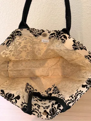 Canvas Damask Tote Bag in Black and Cream thumbnail 7