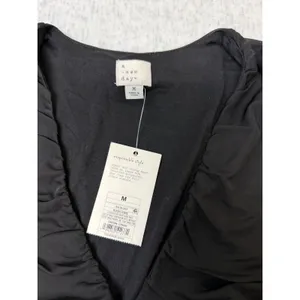 A New Day Womens Ruched‎ Mesh V-Neck Sleeveless Tank Top Black Size M NWT thumbnail 2