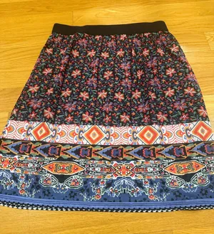 NWT San Francisco women’s midi skirt with multicolored pattern size medium. thumbnail 1