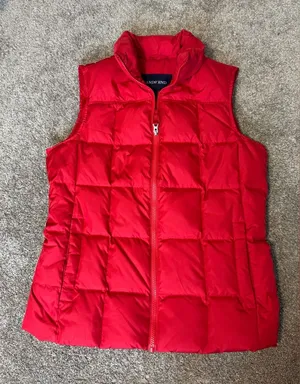Lands' End Women's‎ Vibrant Red Quilted Vest size small (6-8) thumbnail 1