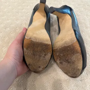 Steve Madden 7M Black Gray Leather Peep Toe Platform Heels thumbnail 6