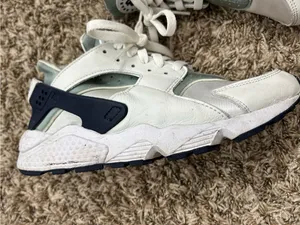 Nike Womens Air Huarache Photon Dust Mica Green Sz 9 thumbnail 6