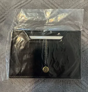 Etienne Aigner 100% lambskin mini Black Leather pocket Cardholder Wallet thumbnail 1