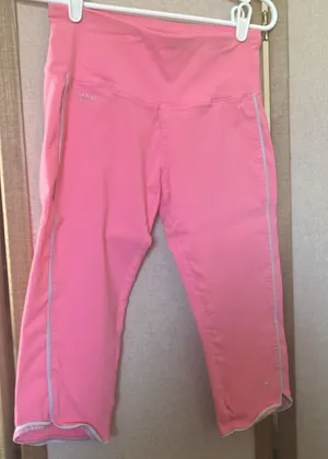 FINAL MARKDOWN Head Golf Pink capris 4 thumbnail 1