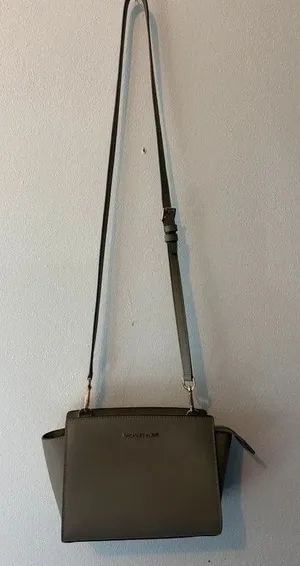Michael kors green crossbody bag thumbnail 1