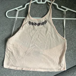 PacSun Boho Embroidered Flower Baby Pink Halter Crop Top thumbnail 2